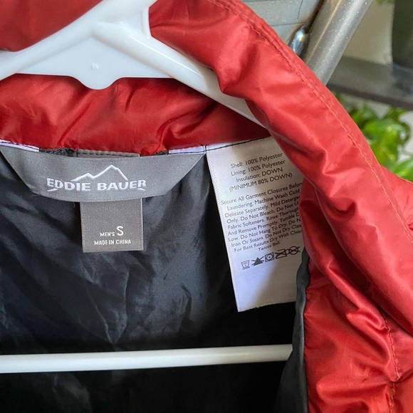 Red Small Eddie Bauer Mens Puffer Jacket - Picture 3 of 3